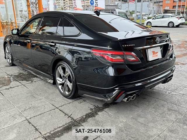 Toyota CROWN SEDAN 2019-08 8741362-14