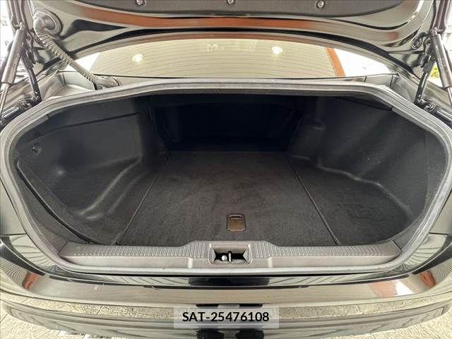 Toyota CROWN SEDAN 2019-08 8741362-19