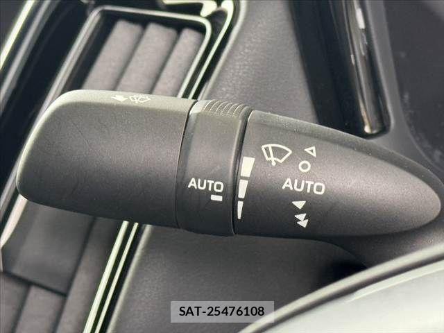 Toyota CROWN SEDAN 2019-08 8741362-27