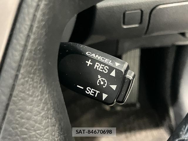 Toyota CROWN SEDAN 2014-04 8741405-8