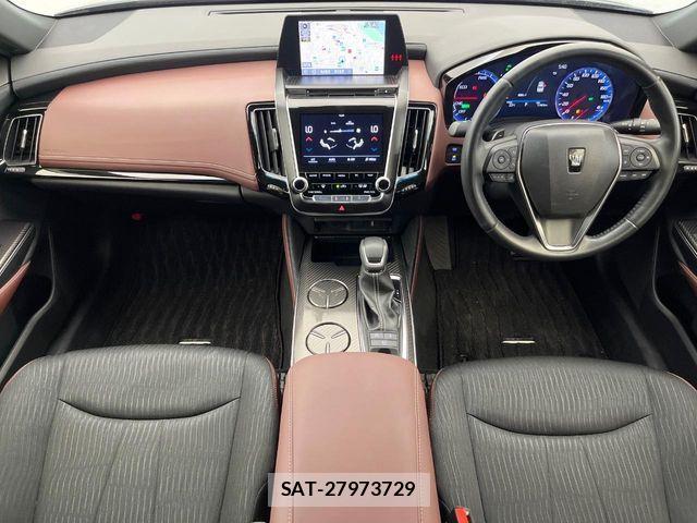 Toyota CROWN SEDAN 2020-03 8741383-1