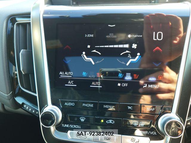 Toyota CROWN SEDAN 2020-01 8741357-16