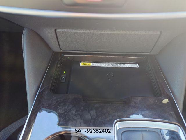 Toyota CROWN SEDAN 2020-01 8741357-17