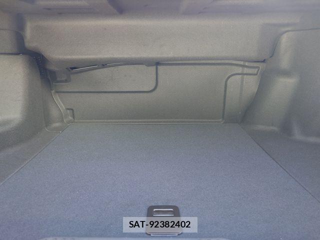 Toyota CROWN SEDAN 2020-01 8741357-24