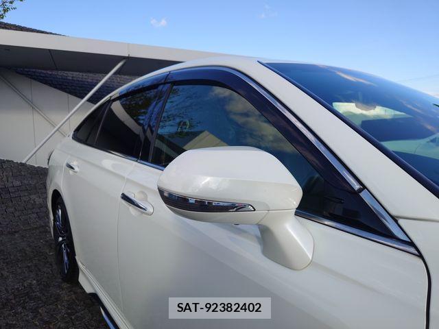 Toyota CROWN SEDAN 2020-01 8741357-4