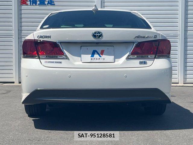 Toyota CROWN SEDAN 2013-10 8741419-15