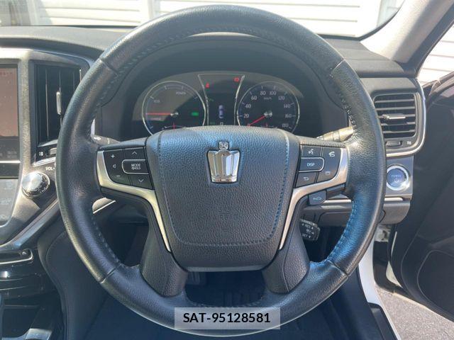 Toyota CROWN SEDAN 2013-10 8741419-8