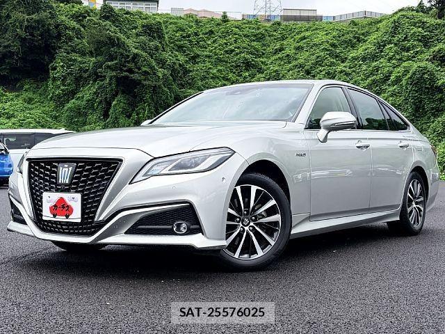 Toyota CROWN SEDAN 2019-04 8741407-0