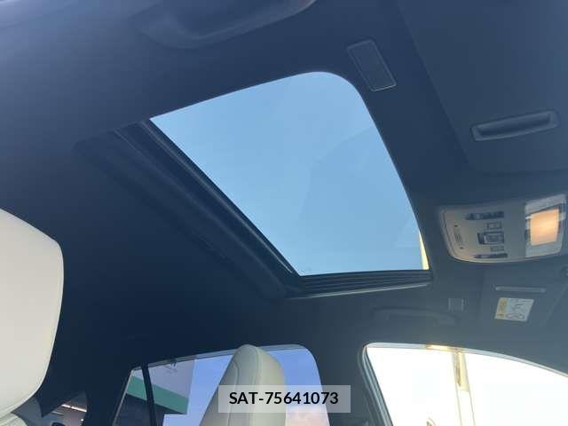 Toyota CROWN SEDAN 2019-07 8741379-9