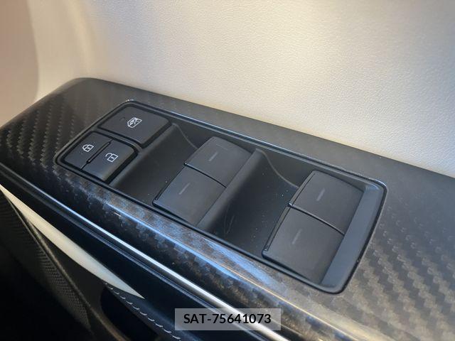 Toyota CROWN SEDAN 2019-07 8741379-15