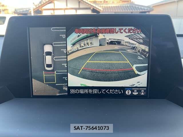 Toyota CROWN SEDAN 2019-07 8741379-4