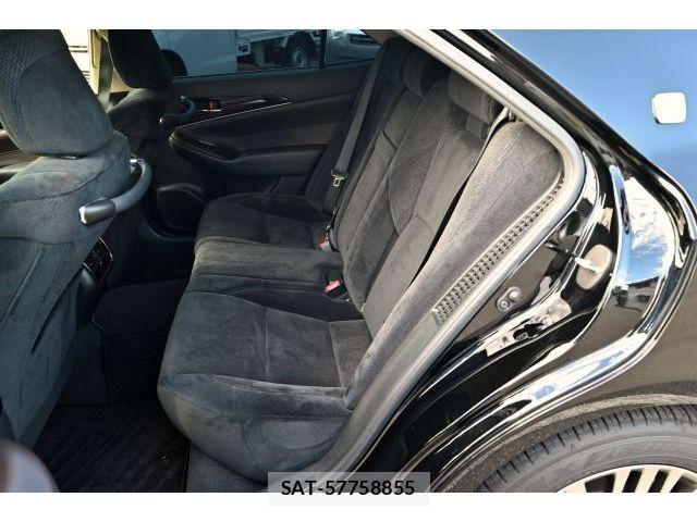 Toyota CROWN SEDAN 2016-03 8741412-12