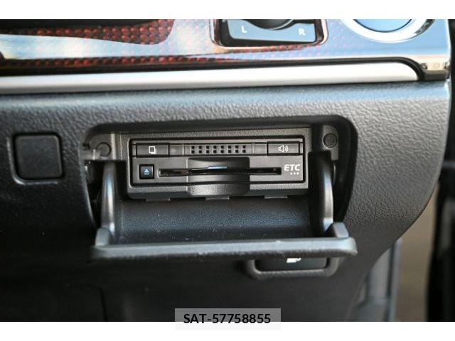 Toyota CROWN SEDAN 2016-03 8741412-18
