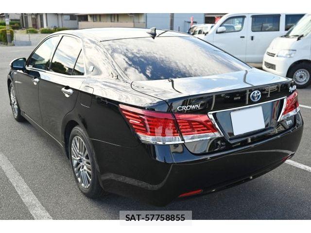 Toyota CROWN SEDAN 2016-03 8741412-2