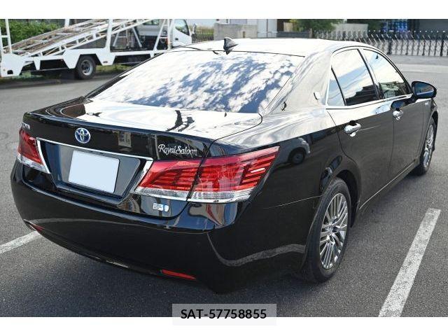 Toyota CROWN SEDAN 2016-03 8741412-4