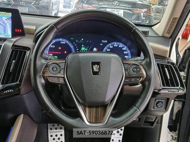 Toyota CROWN SEDAN 2018-07 8741410-9
