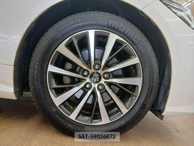 Toyota CROWN SEDAN 2018-07 8741410-12