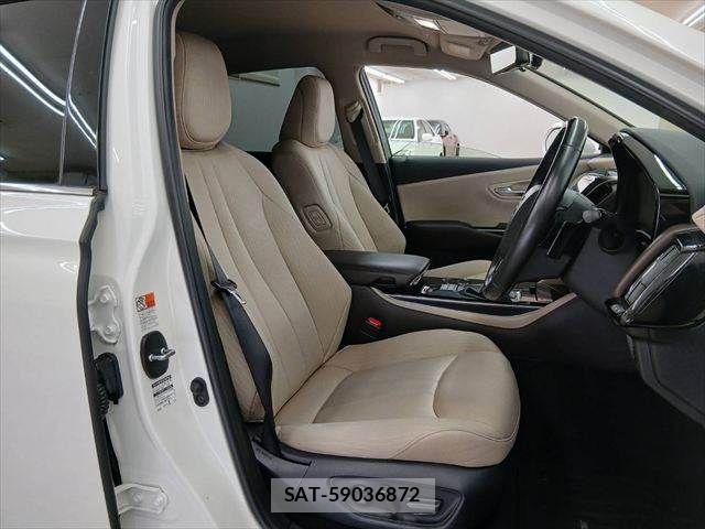 Toyota CROWN SEDAN 2018-07 8741410-6