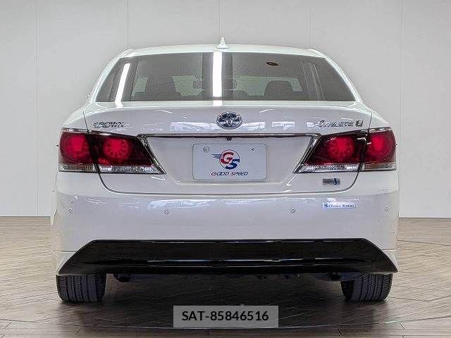 Toyota CROWN SEDAN 2014-12 8741425-15