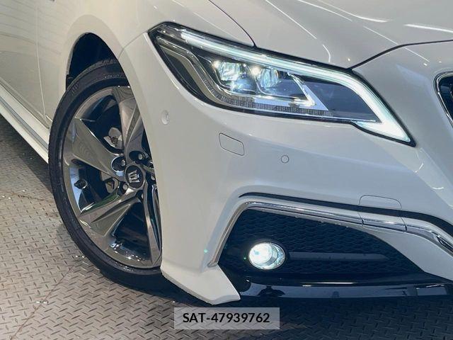 Toyota CROWN SEDAN 2020-03 8741360-13
