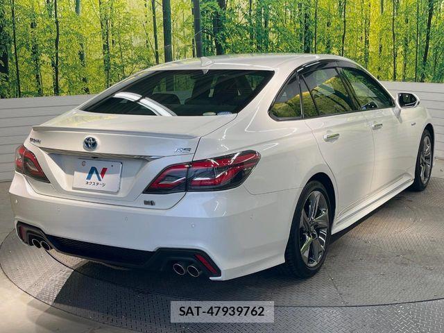 Toyota CROWN SEDAN 2020-03 8741360-18