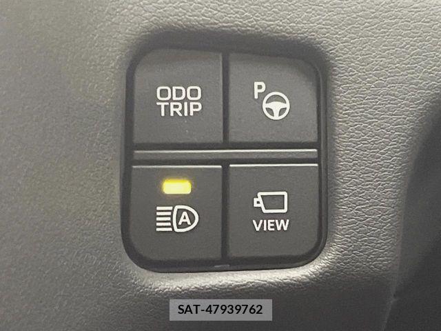 Toyota CROWN SEDAN 2020-03 8741360-5