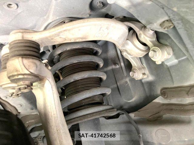 Toyota CROWN SEDAN 2019-07 8741406-19