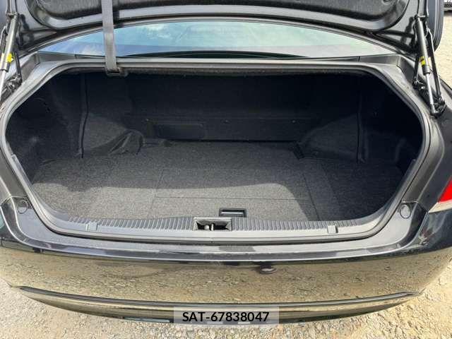 Toyota CROWN SEDAN 2015-01 8741421-11