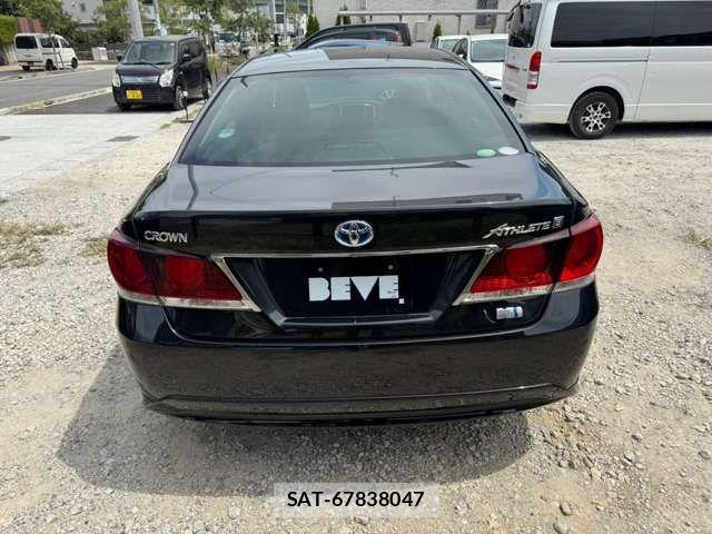 Toyota CROWN SEDAN 2015-01 8741421-15