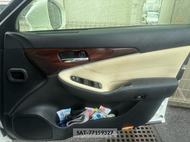 Toyota CROWN SEDAN 2013-03 8741432-14