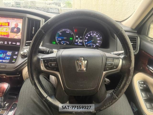 Toyota CROWN SEDAN 2013-03 8741432-16
