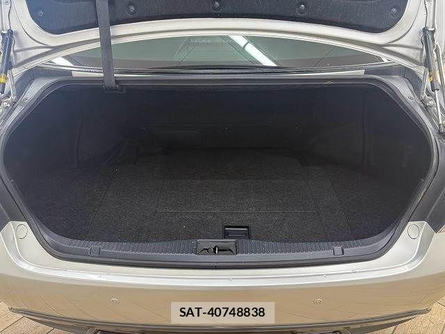 Toyota CROWN SEDAN 2013-03 8741428-12