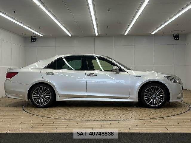 Toyota CROWN SEDAN 2013-03 8741428-17