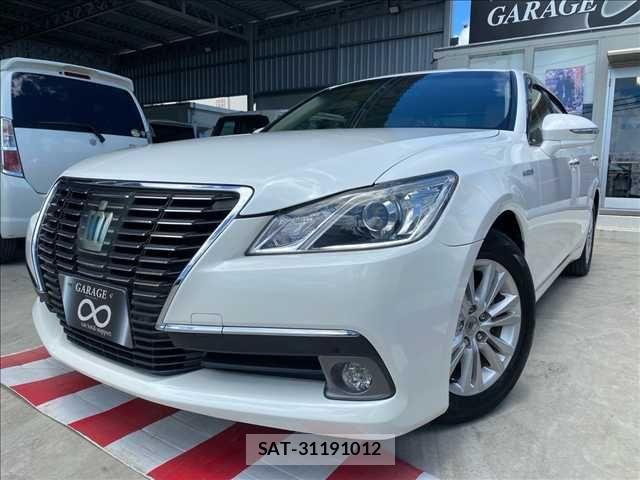 Toyota CROWN SEDAN 2013-12 8741420-0