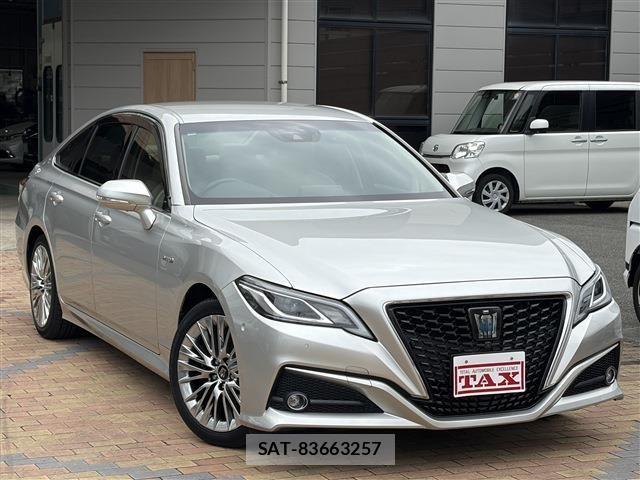 Toyota CROWN SEDAN 2018-11 8741396-1