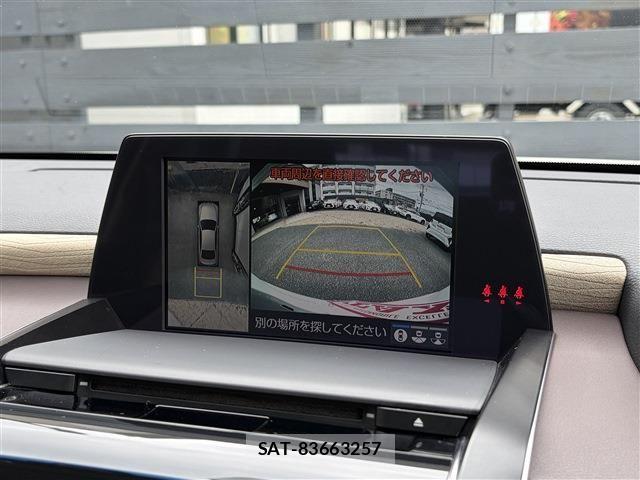 Toyota CROWN SEDAN 2018-11 8741396-21
