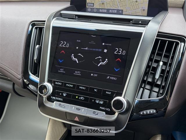 Toyota CROWN SEDAN 2018-11 8741396-23
