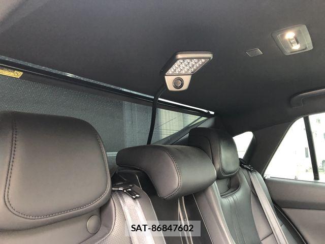 Toyota CROWN SEDAN 2023-03 8741378-13