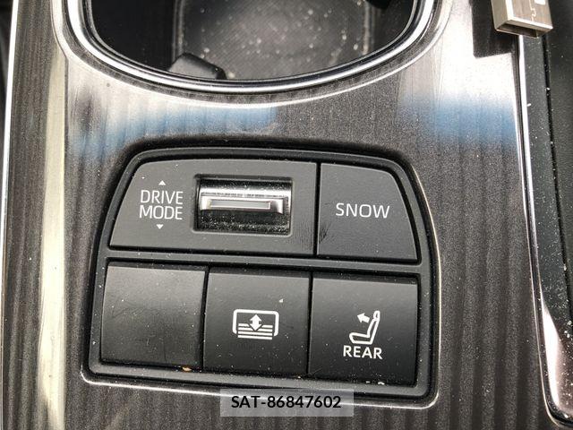 Toyota CROWN SEDAN 2023-03 8741378-6