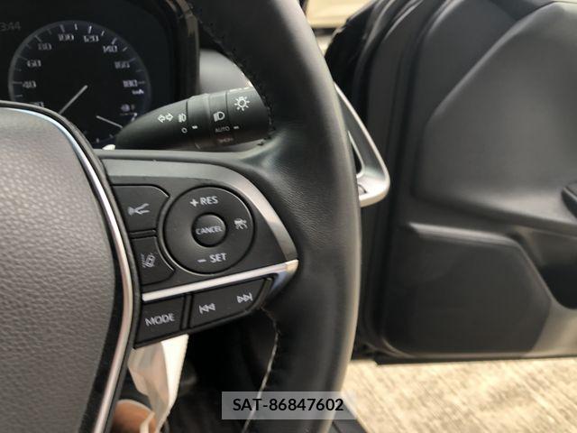 Toyota CROWN SEDAN 2023-03 8741378-7