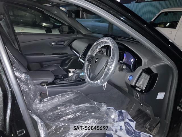 Toyota CROWN SEDAN 2019-09 8741387-10