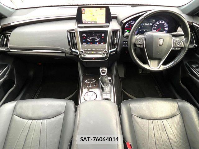 Toyota CROWN SEDAN 2020-10 8741369-1