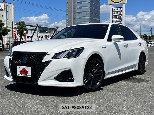 Toyota CROWN SEDAN 2017-12 8741397-0