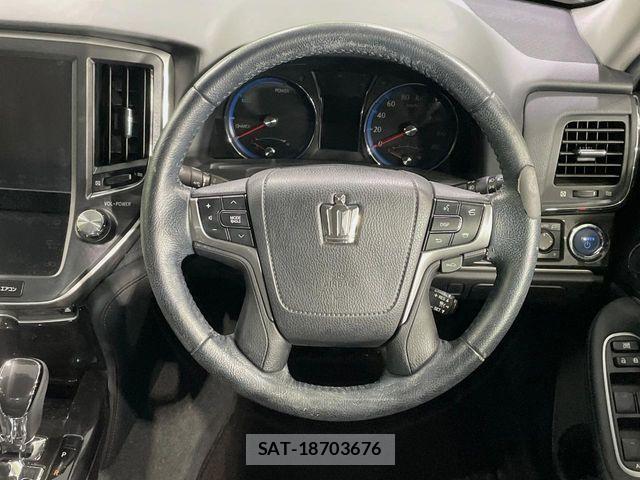 Toyota CROWN SEDAN 2013-05 8741418-10