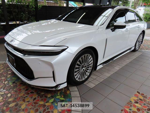 Toyota CROWN SEDAN 2026-04 8741352-9