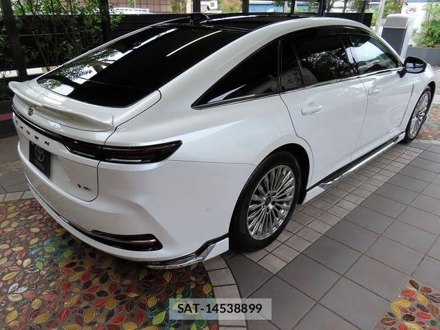 Toyota CROWN SEDAN 2026-04 8741352-10