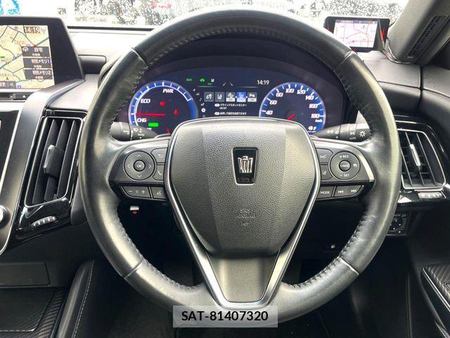 Toyota CROWN SEDAN 2019-03 8741388-10