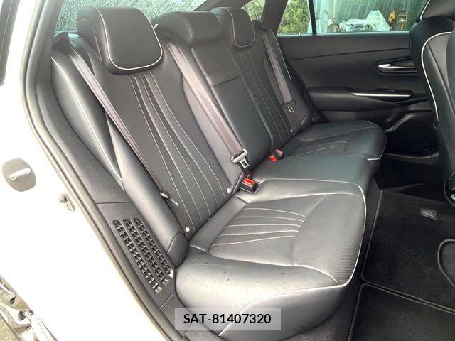 Toyota CROWN SEDAN 2019-03 8741388-12