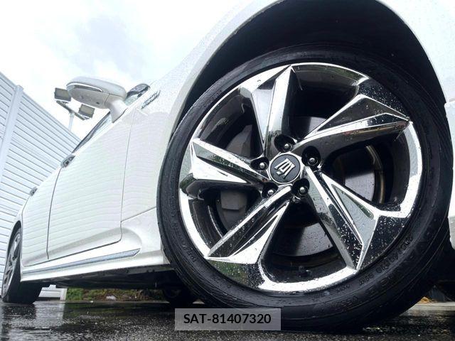 Toyota CROWN SEDAN 2019-03 8741388-15
