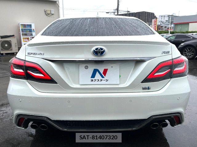 Toyota CROWN SEDAN 2019-03 8741388-17